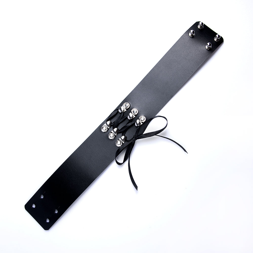 Широкий шкіряний чокер на шию зі шнурівкою  